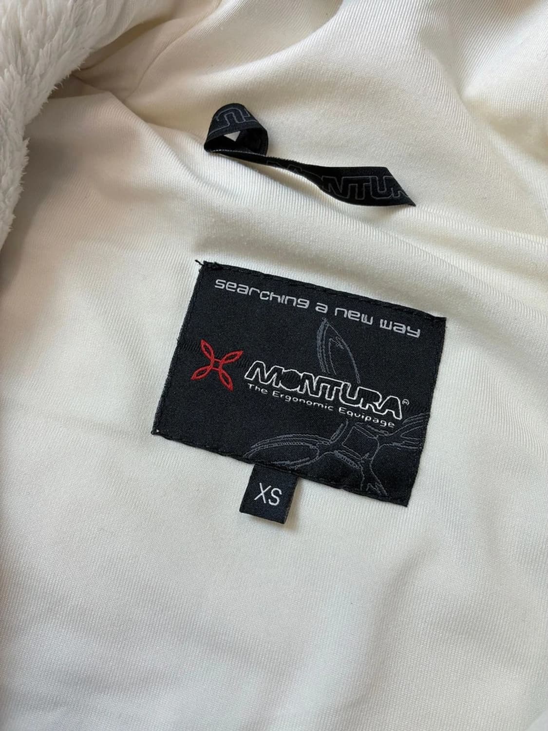 몬츄라 00's 우먼스 시그니처 플리스 후디 집업 PN5702 상품이미지8