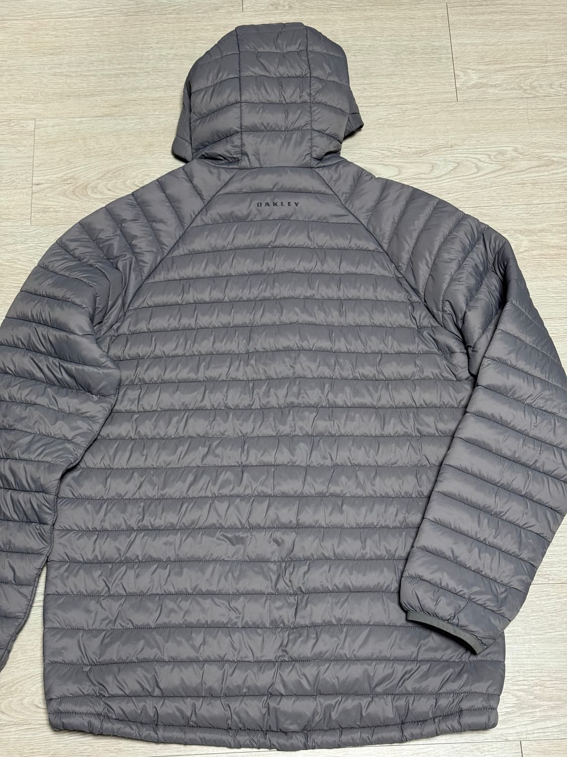 오클리 경량패딩 그레이 옴니 써멀 후드 자켓 XL 상품이미지2