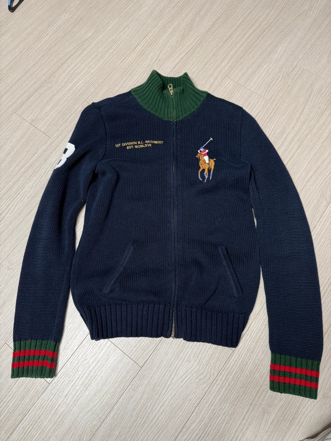 폴로집업 상품이미지1