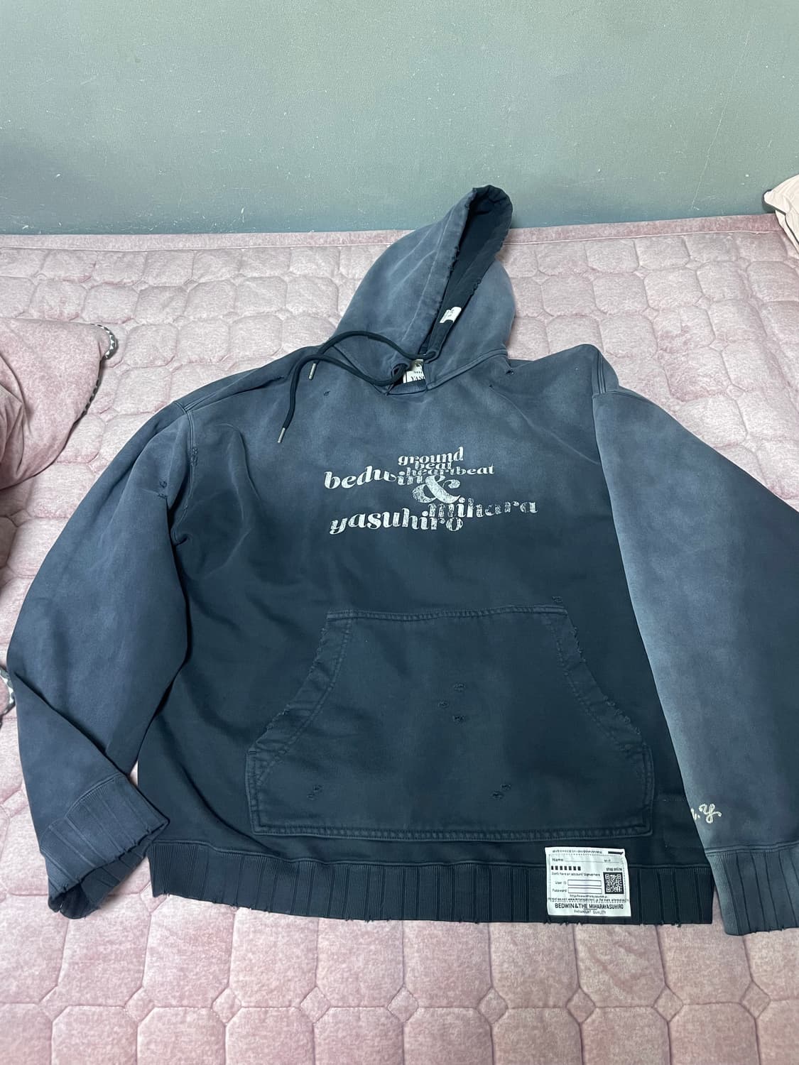 (46사이즈)미하라야스히로 후드티 판매해요 상품이미지4