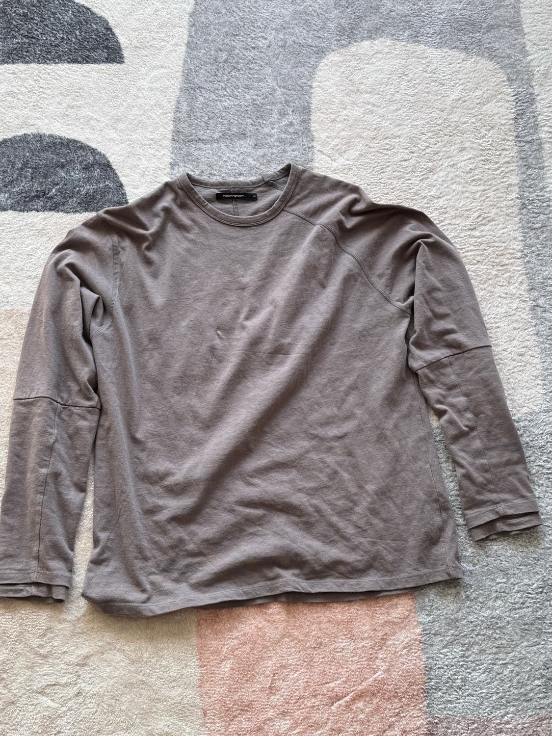 [M] 해칭룸 더블 롱슬리브 로즈 그레이 상품이미지1