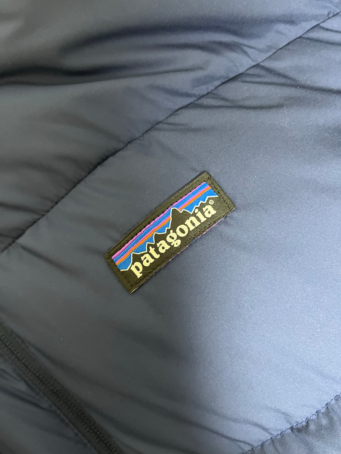 [판매] 파타고니아 22년 패딩 상품이미지2