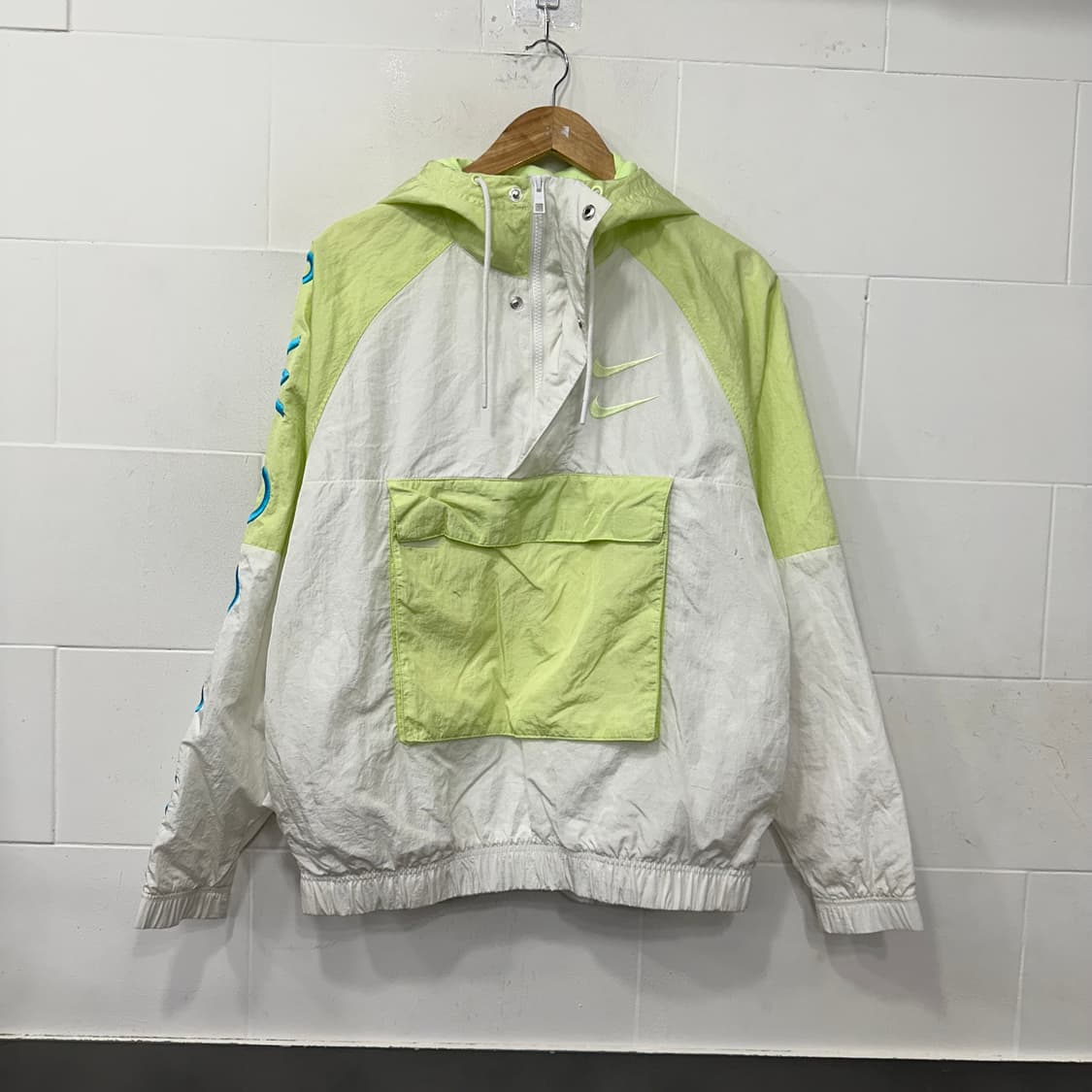 나이키 더블 스우시 아노락 상품이미지1