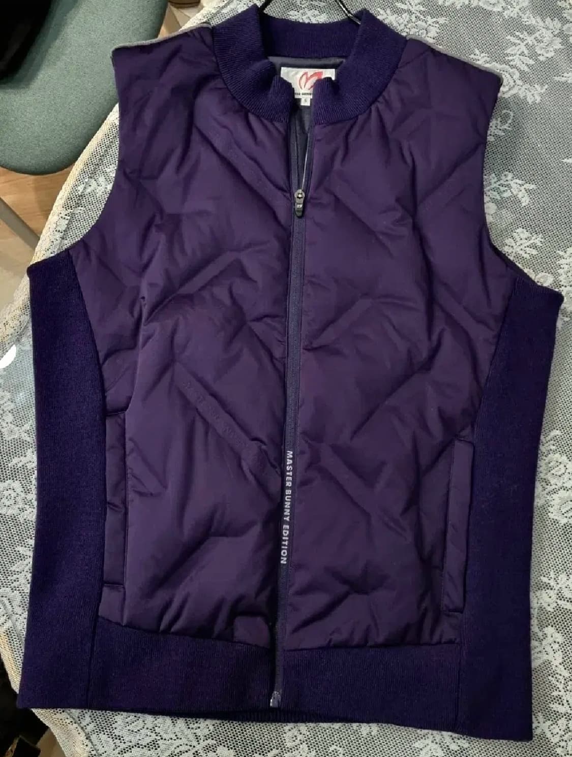 (새상품)마스터버니 에디션 남성골프 구스 다운조끼 상품이미지5