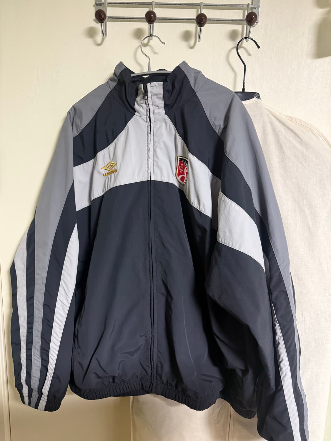 슈프림 x 엄브로 트랙 자켓 블랙 - 23SS XL 상품이미지2