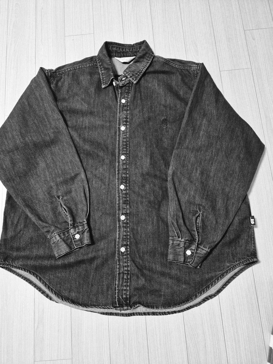 [라퍼지스토어] 오버핏 데님 셔츠 (블랙/차콜) 상품이미지2