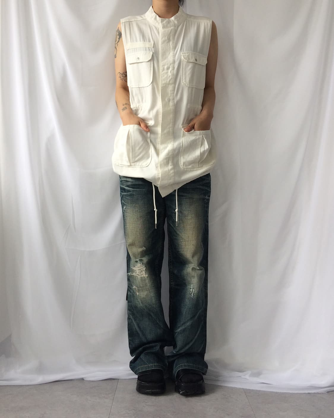 Multi pocket point high neck long vest 상품이미지7