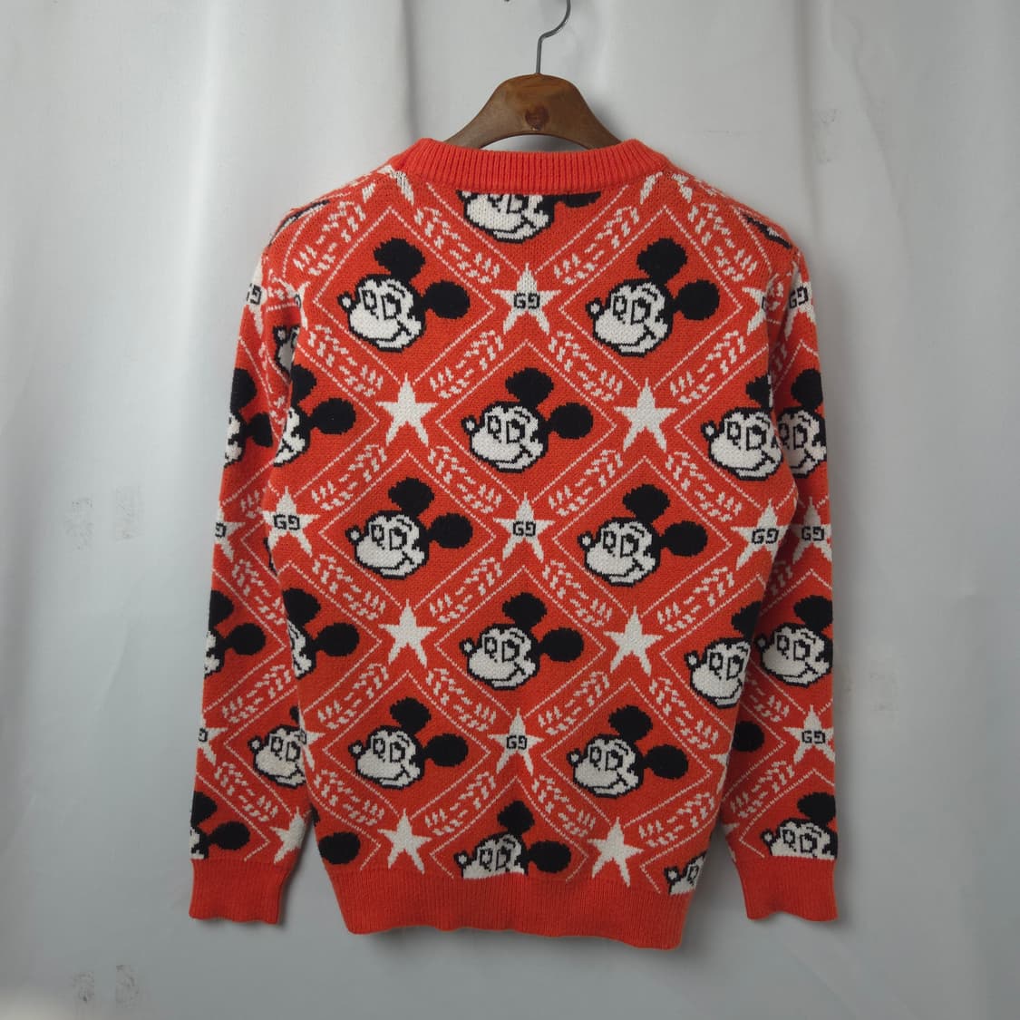여L 구찌 X 디즈니 콜라보 니트 스웨터 상품이미지5