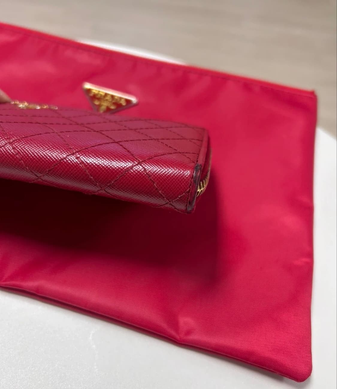 프라다 퀼팅 장지갑 레드 + 더스트백 / 프라다 지갑 상품이미지4