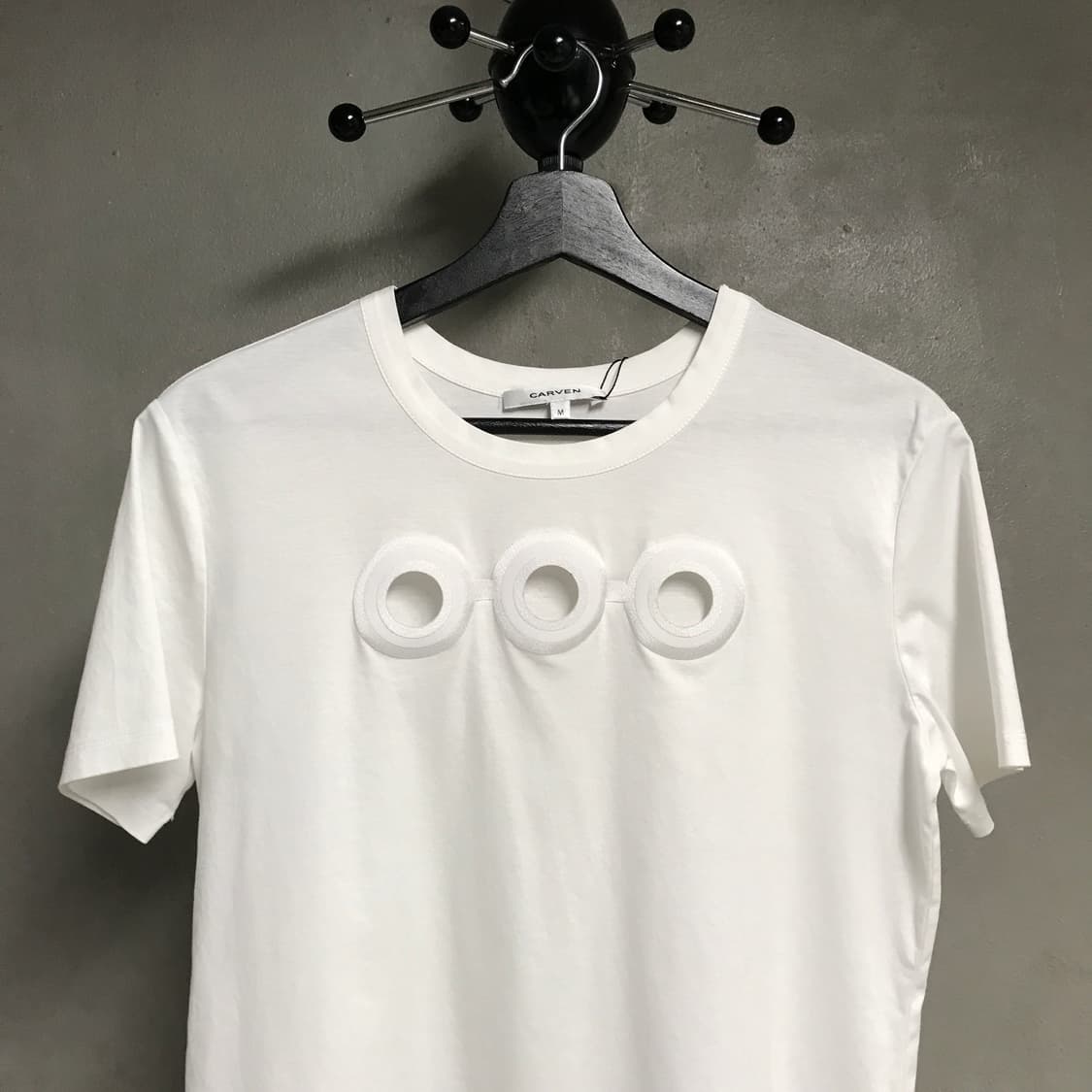 까르벵 화이트 반팔 티셔츠 M(W) 상품이미지2