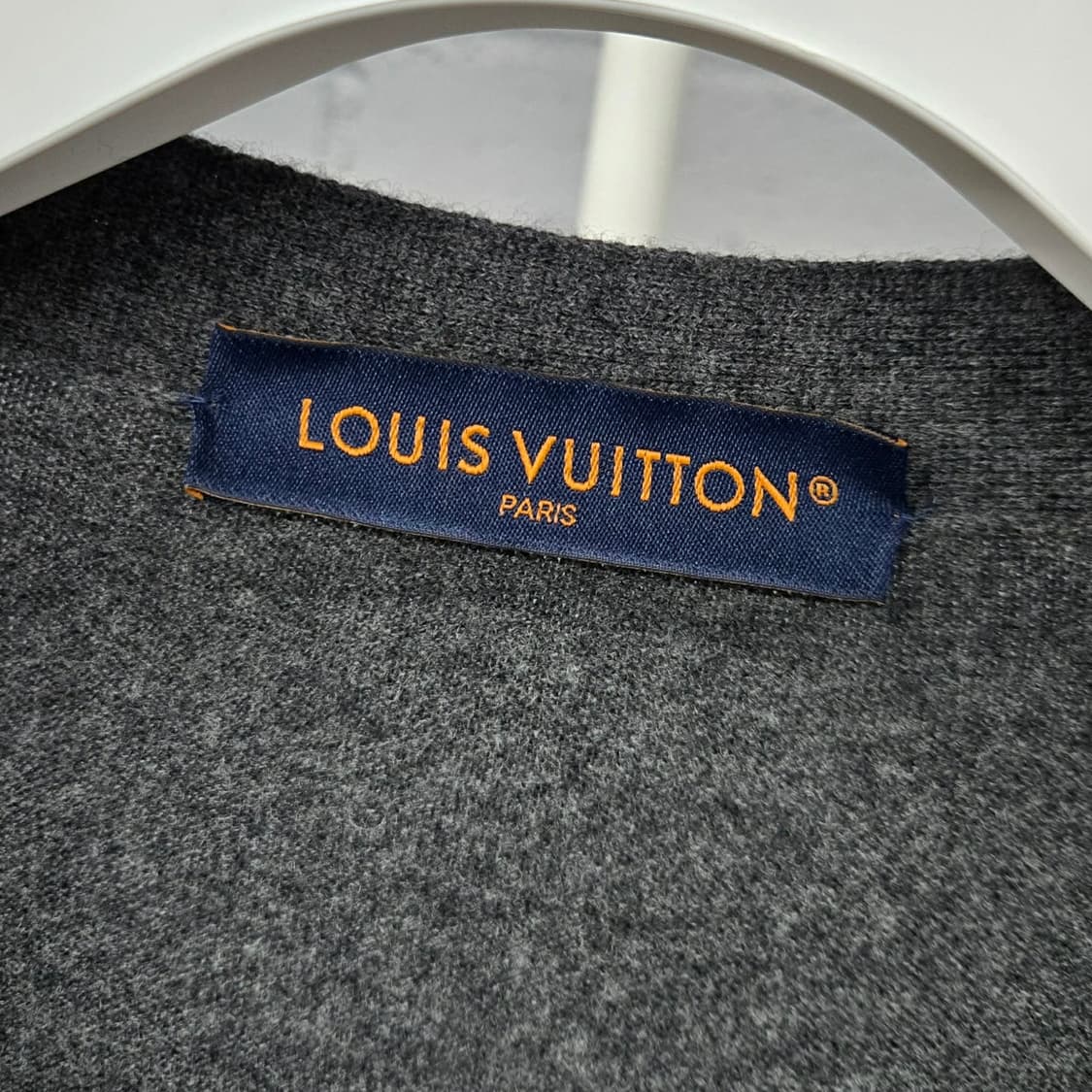 (M) 루이비통 LV 모노그램 캐시미어 가디건1 상품이미지4