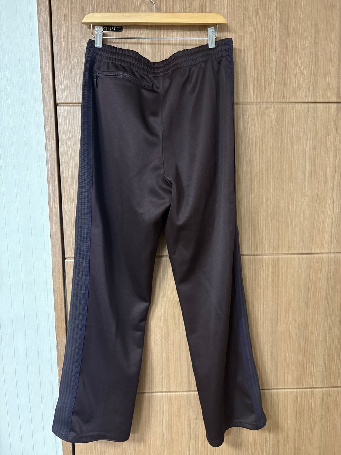 니들스 트랙 팬츠 상품이미지2