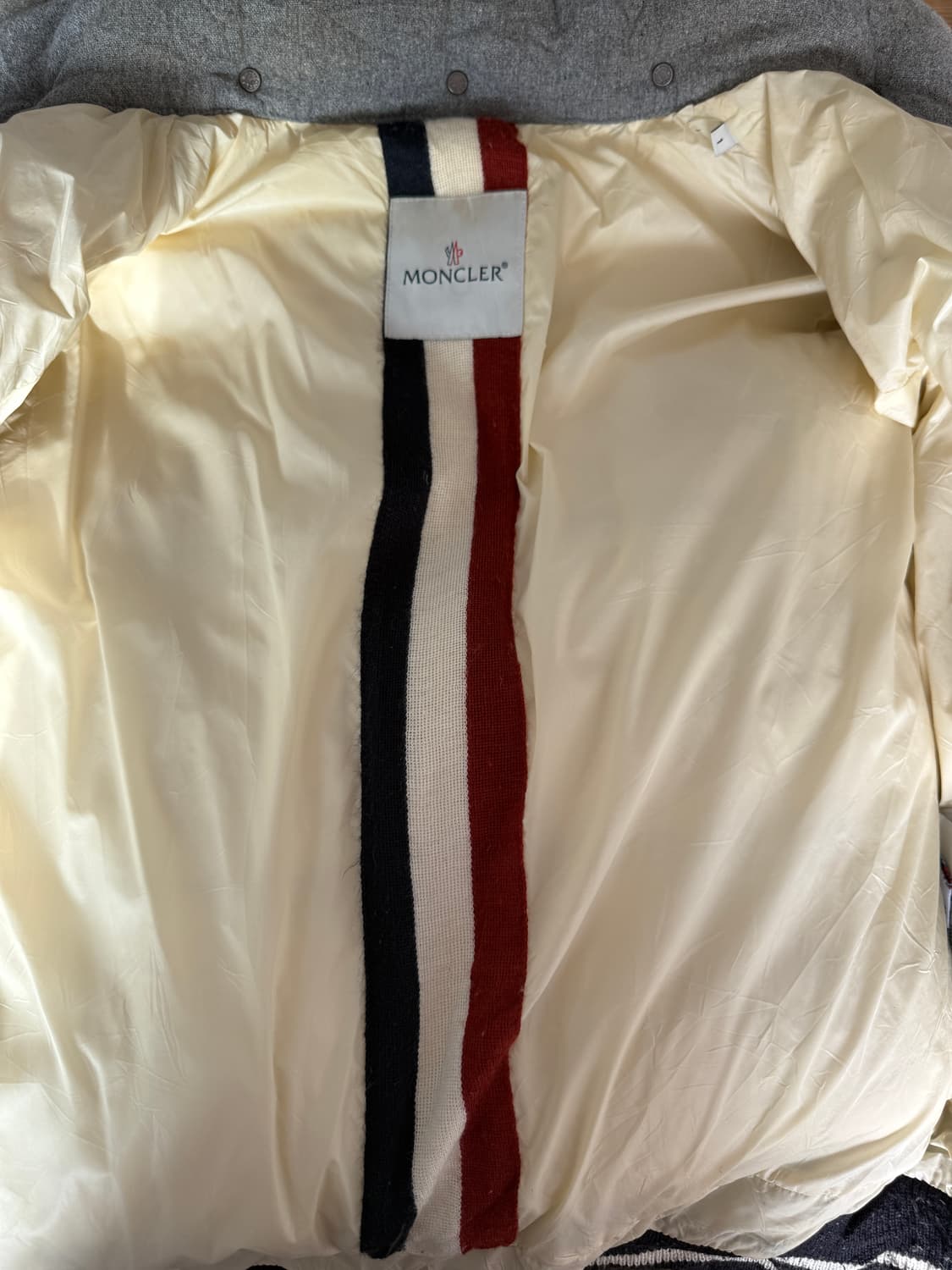 몽클레어(MONCLER) 울 패딩(LAMPO ZIP) 상품이미지6