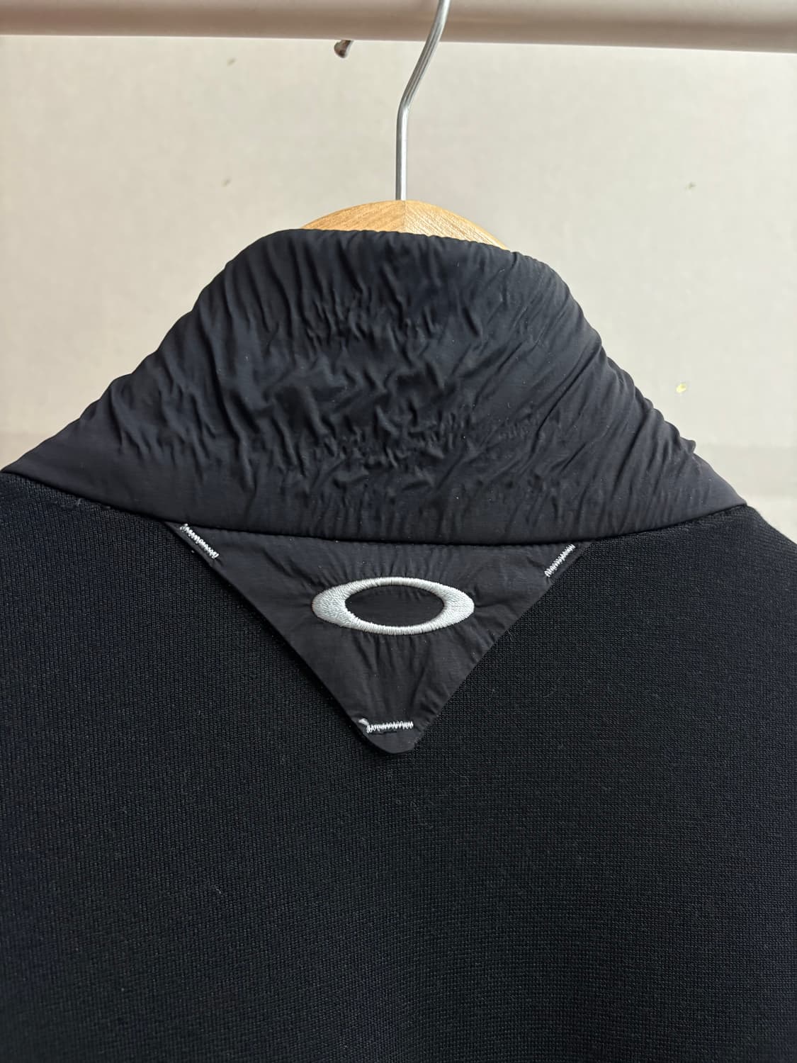 오클리 스컬 투웨이 집업 상품이미지5