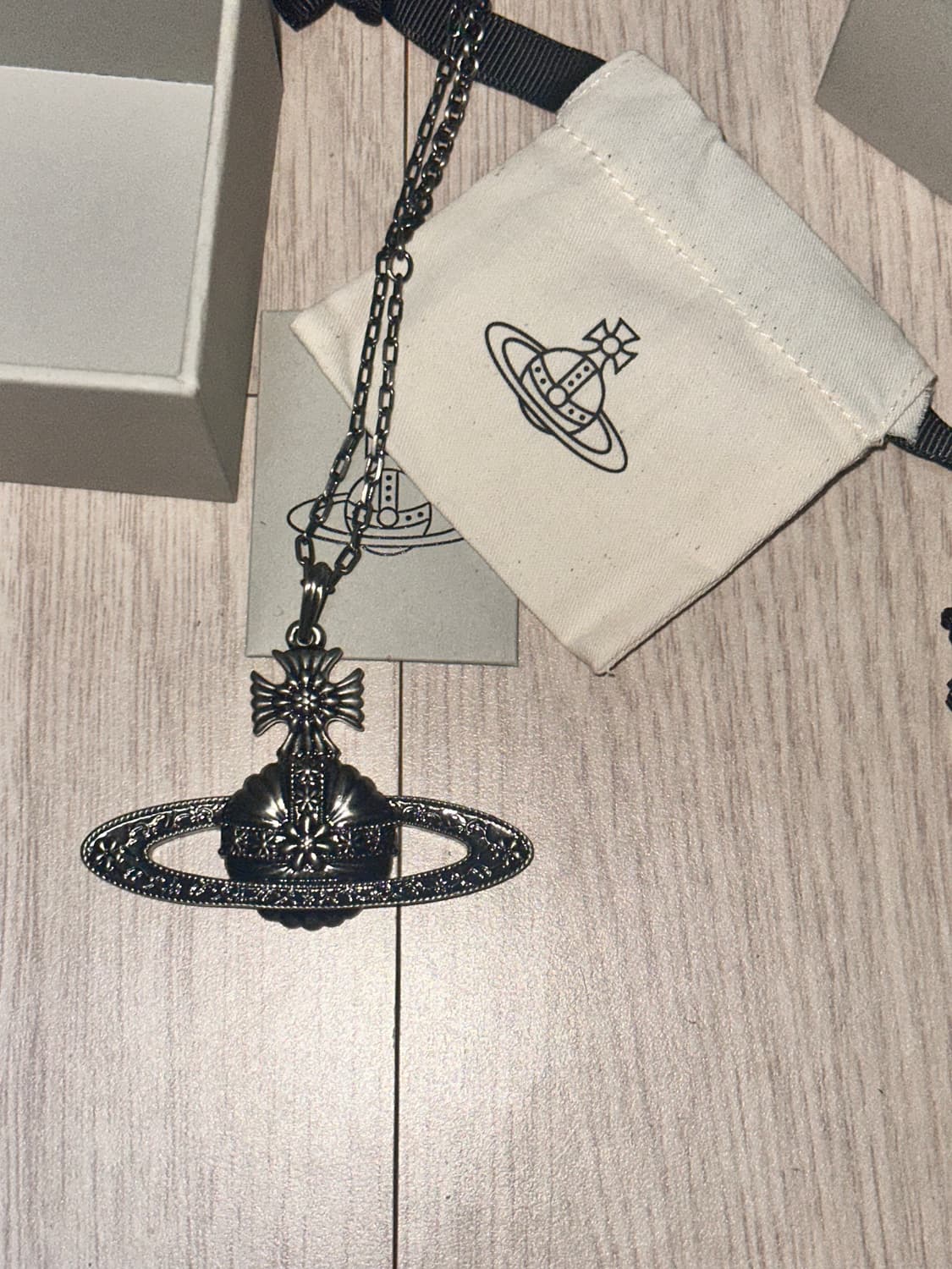 비비안웨스트우드 고딕 orb 목걸이 상품이미지1