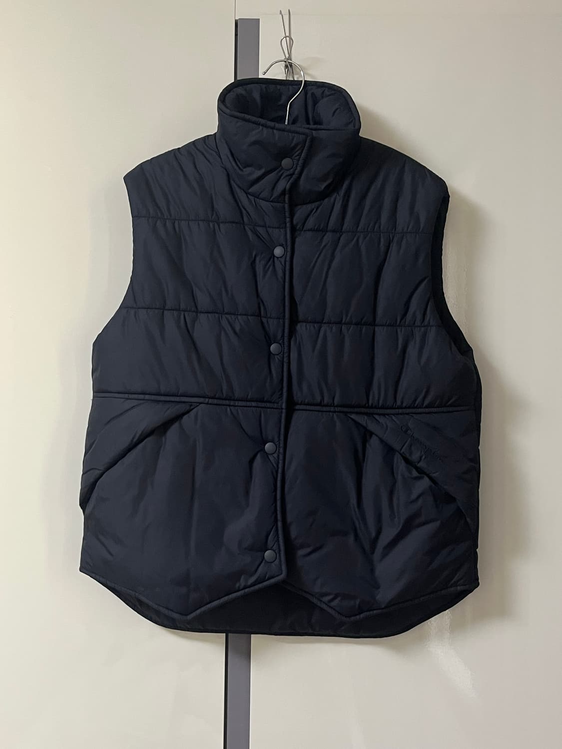 챔피온 블랙 패딩 조끼 상품이미지1