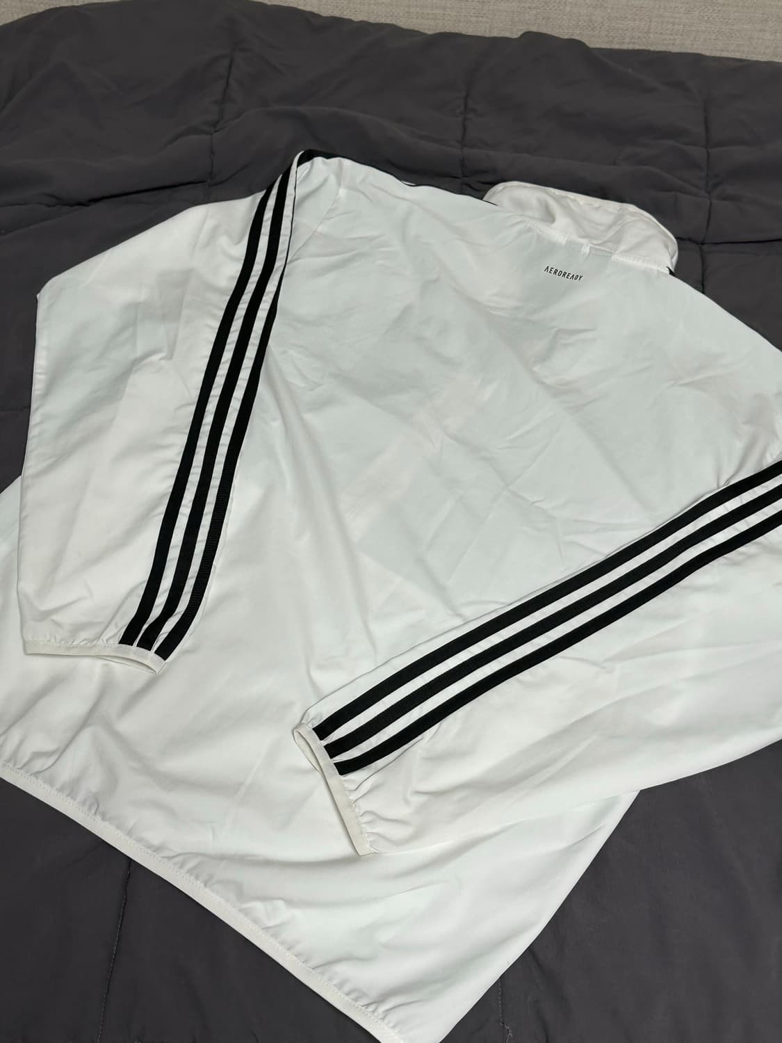 아디다스 화이트 삼선 져지 바람막이 라지   상품이미지2