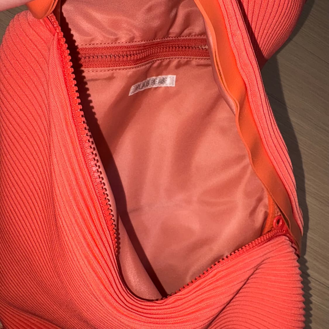 플리츠플리즈 바이어스 백팩 상품이미지6