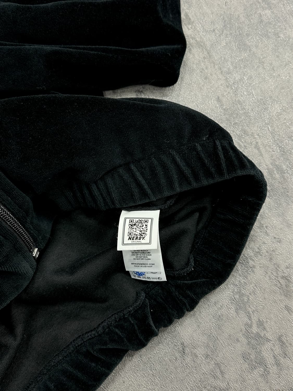 널디 벨벳 트랙탑 집업 상품이미지4