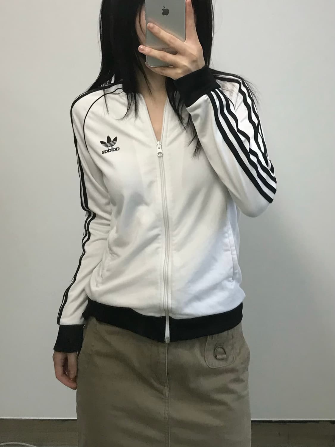 아디다스 슈퍼스타 쿠앤크 흰검 트랙탑 져지 상품이미지1