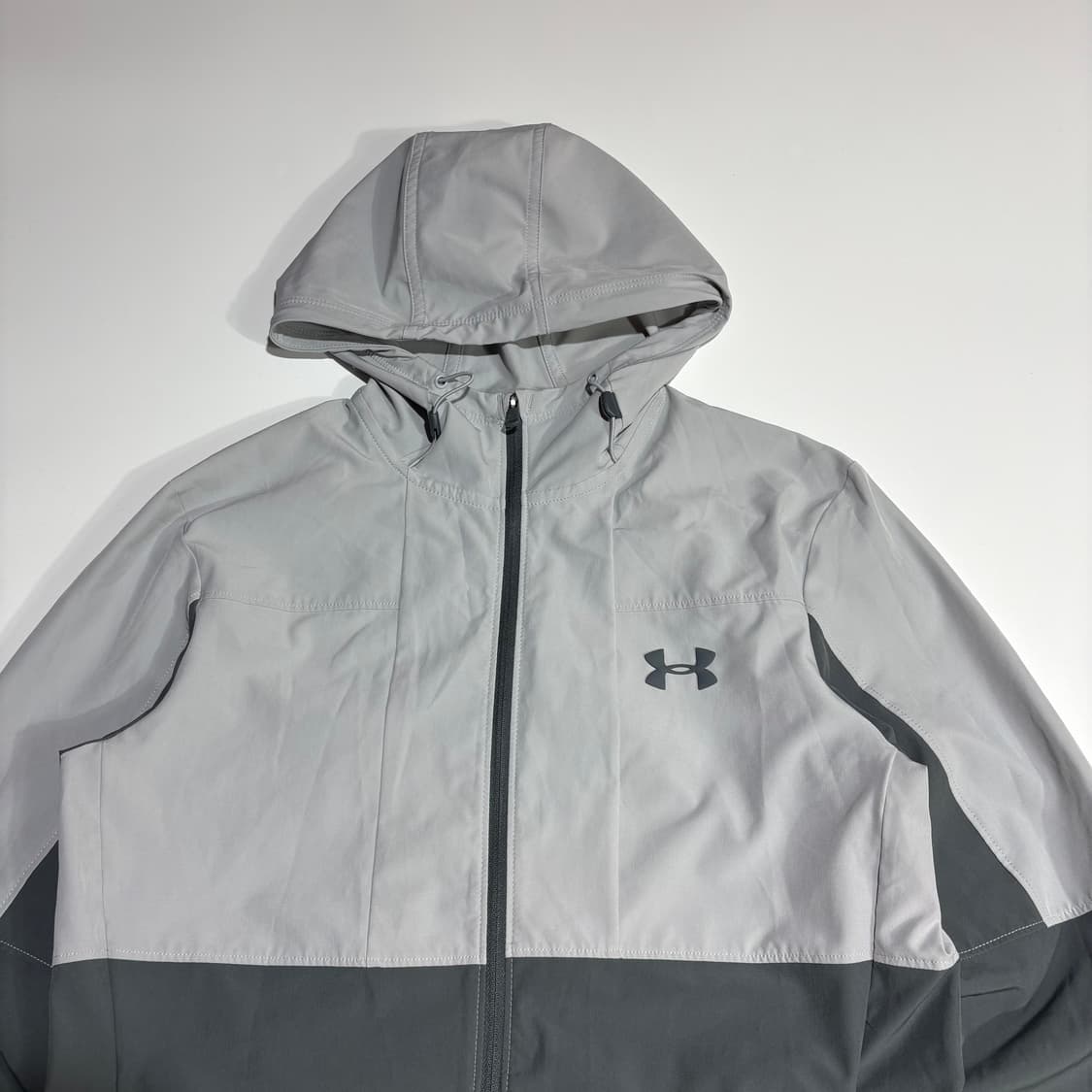 언더아머 투톤 후드 바람막이 자켓 상품이미지3
