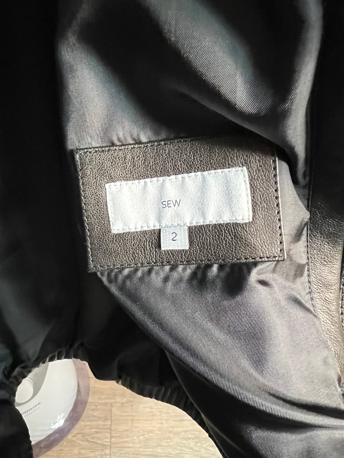 [2, 풀구성] SEW 레더 블루종 자켓 - 블랙 상품이미지3