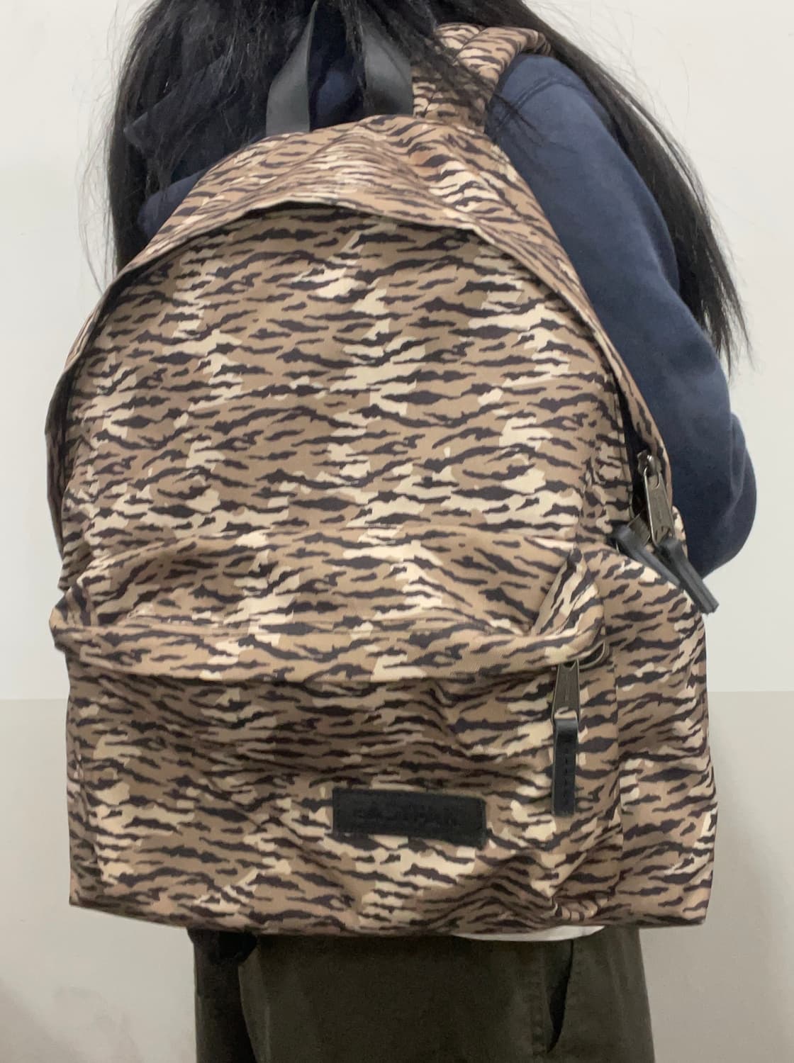 Eastpak 이스트팩 패디드 파커 타이거 카모 백팩 상품이미지1