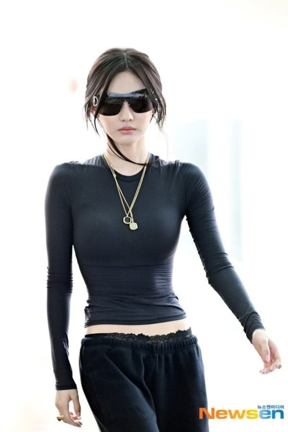 스킴스 닝닝착용 롱슬리브 블랙s 상품이미지1