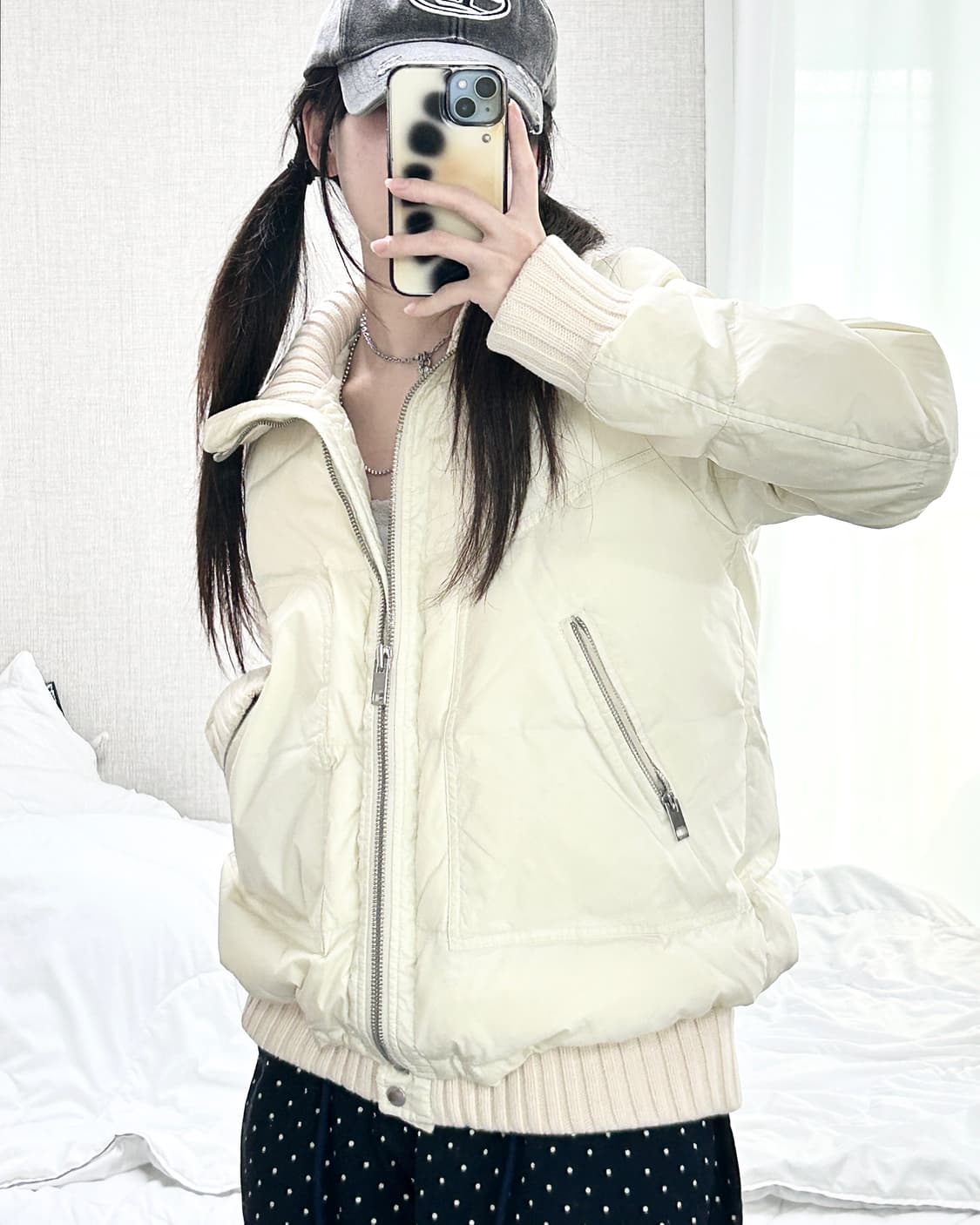 디젤 크림 니트카라 덕다운 패딩 상품이미지4