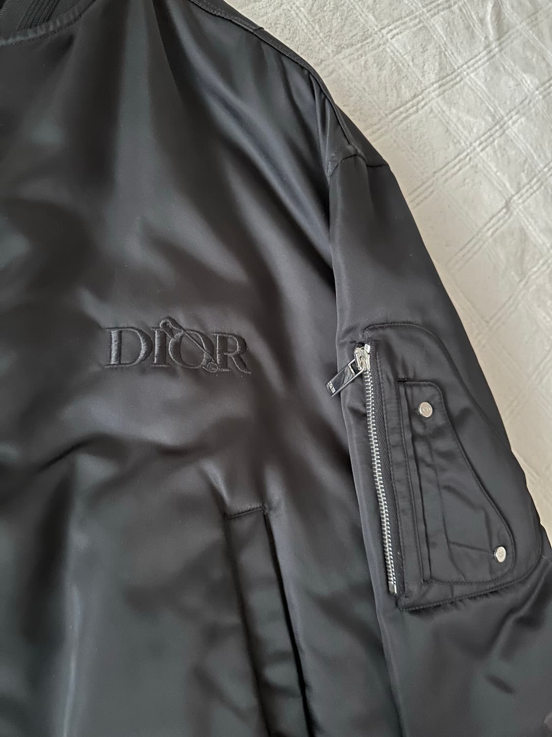 디올 주디 봄버 새상품(풀구성 영수증 O, 구매가 420) 상품이미지4