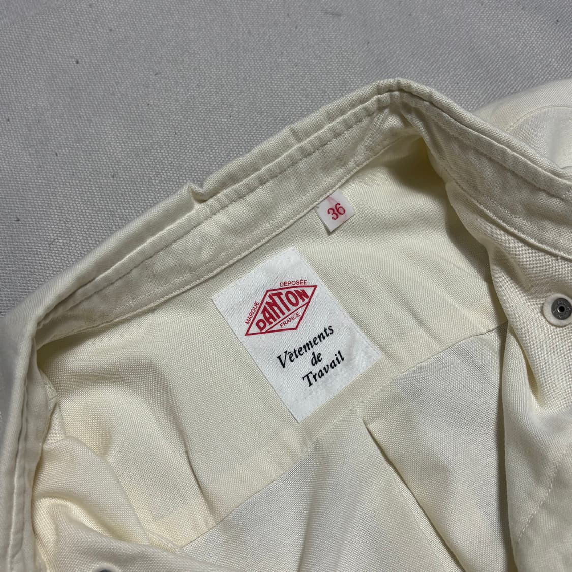 36 단톤 아이보리 포켓 반팔 셔츠 상품이미지4