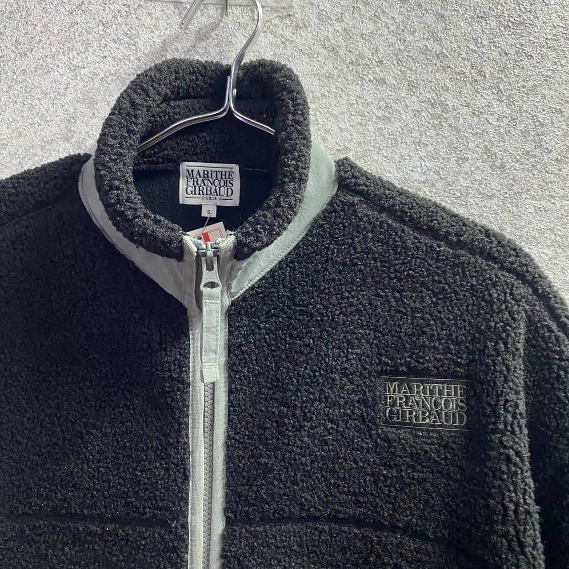 마리떼 프랑소와 저버 블랙 투웨이 플리스 집업 B3589 상품이미지3