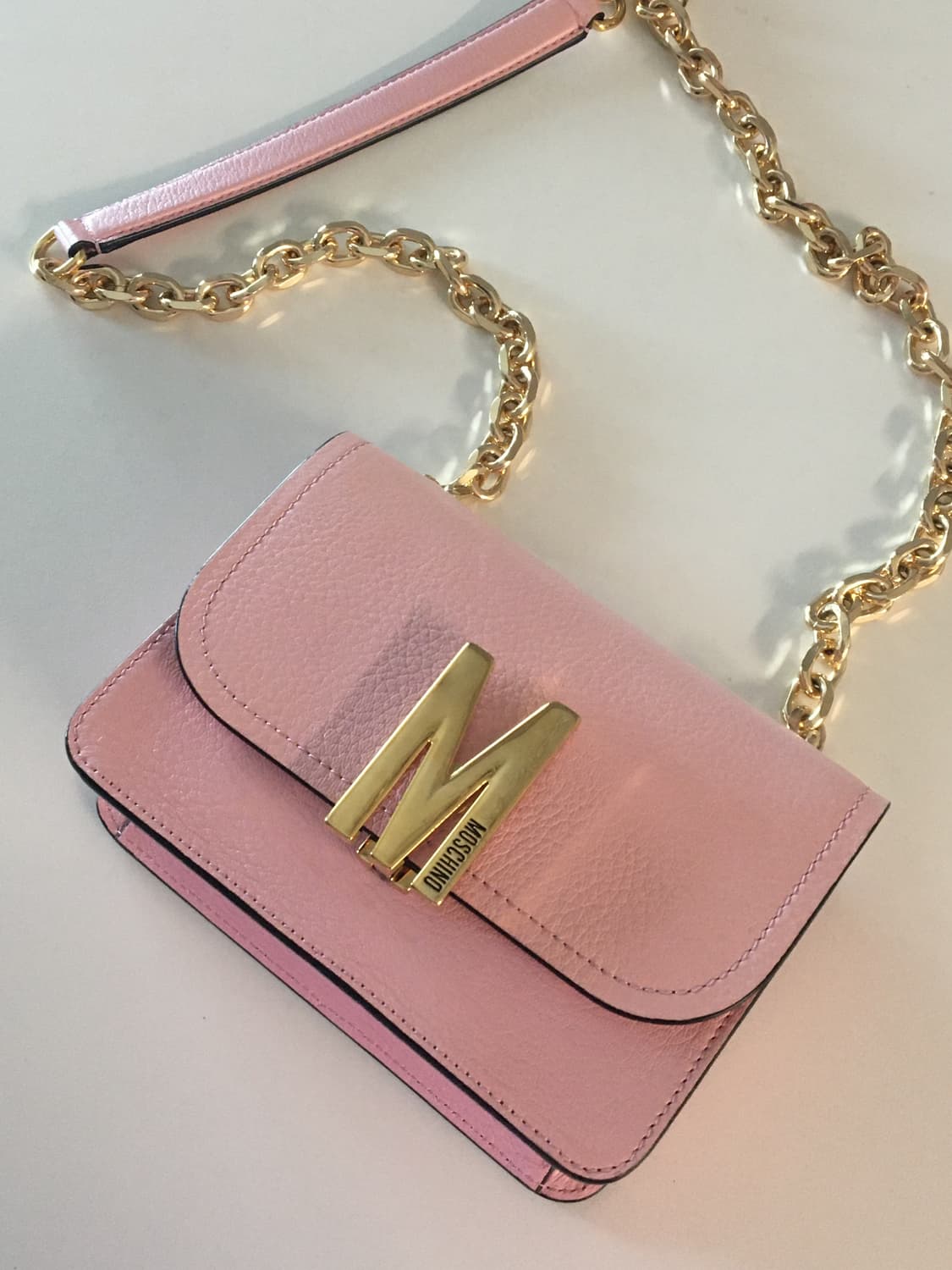 (착샷O) Moschino Croc-Embossed Leather bag 상품이미지4