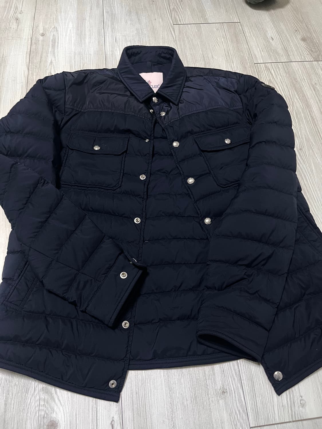 몽클레어 남성 경량패딩 네이비 상품이미지1