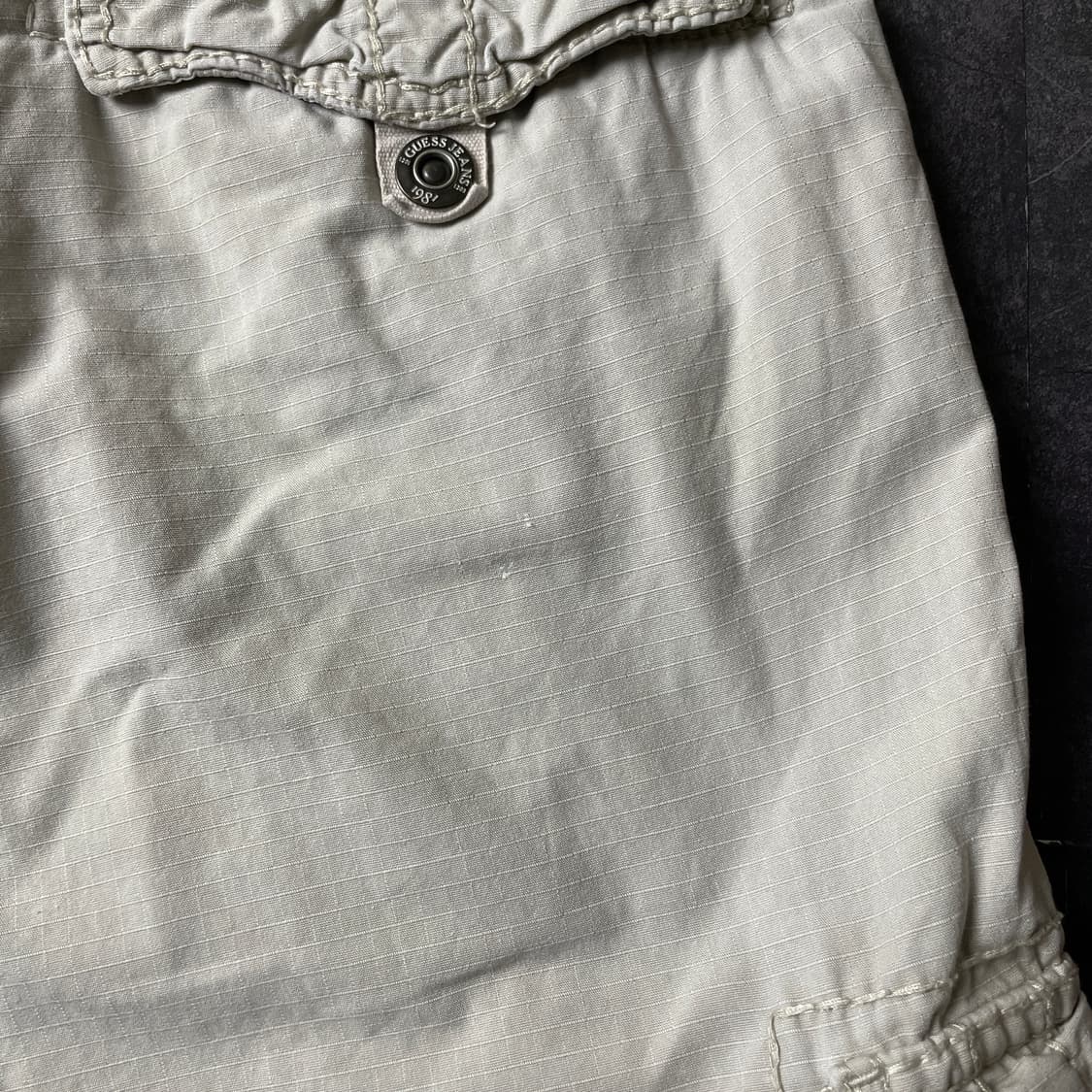 GUESS 게스 빈티지 베이지 코튼 카고 하프팬츠 A00728 상품이미지8