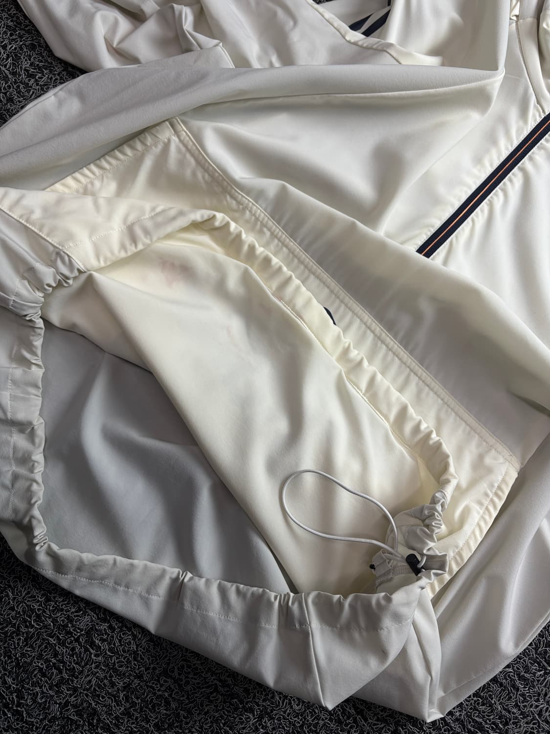 엄브로 빅로고 나일론 우븐 풀오버 아노락 웜업 2804 상품이미지5