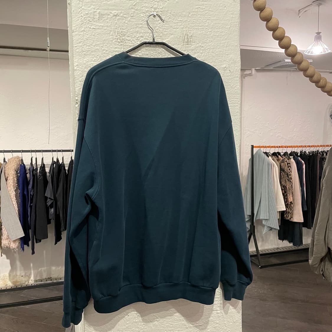 발렌시아가 로고 맨투맨 상품이미지3