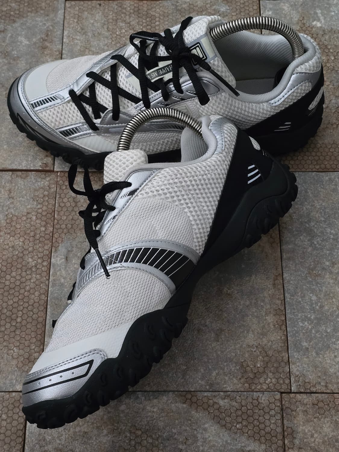 (260)휠라 에샤페 v2 화이트 블랙 상품이미지5