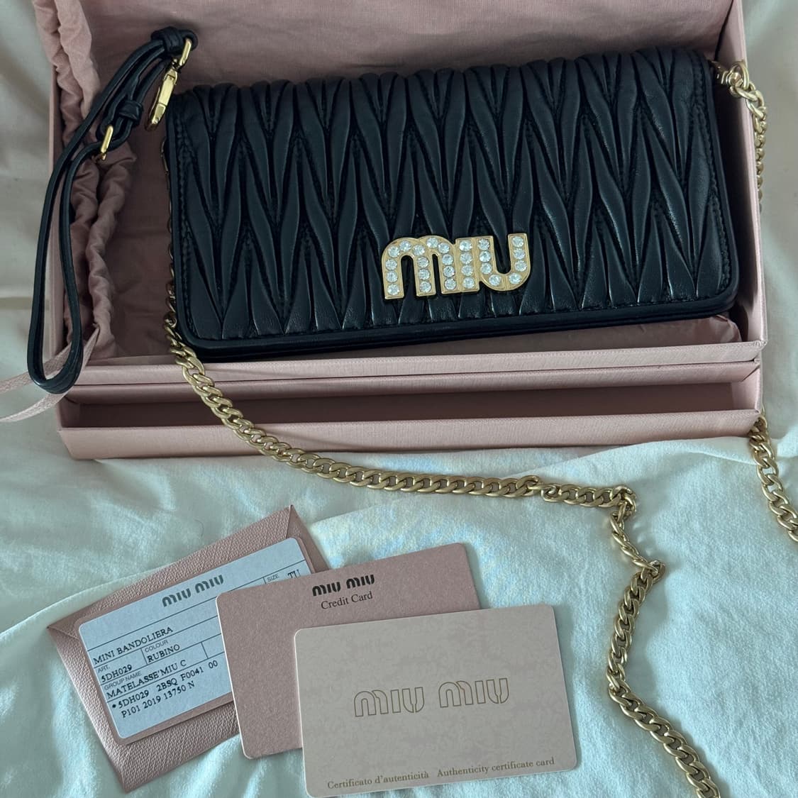 미우미우 woc 상품이미지1