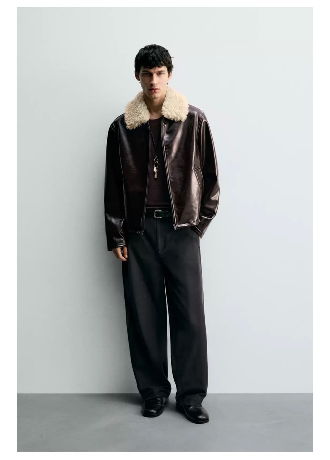 자라 비닐 마감 콤비 점퍼 상품이미지2