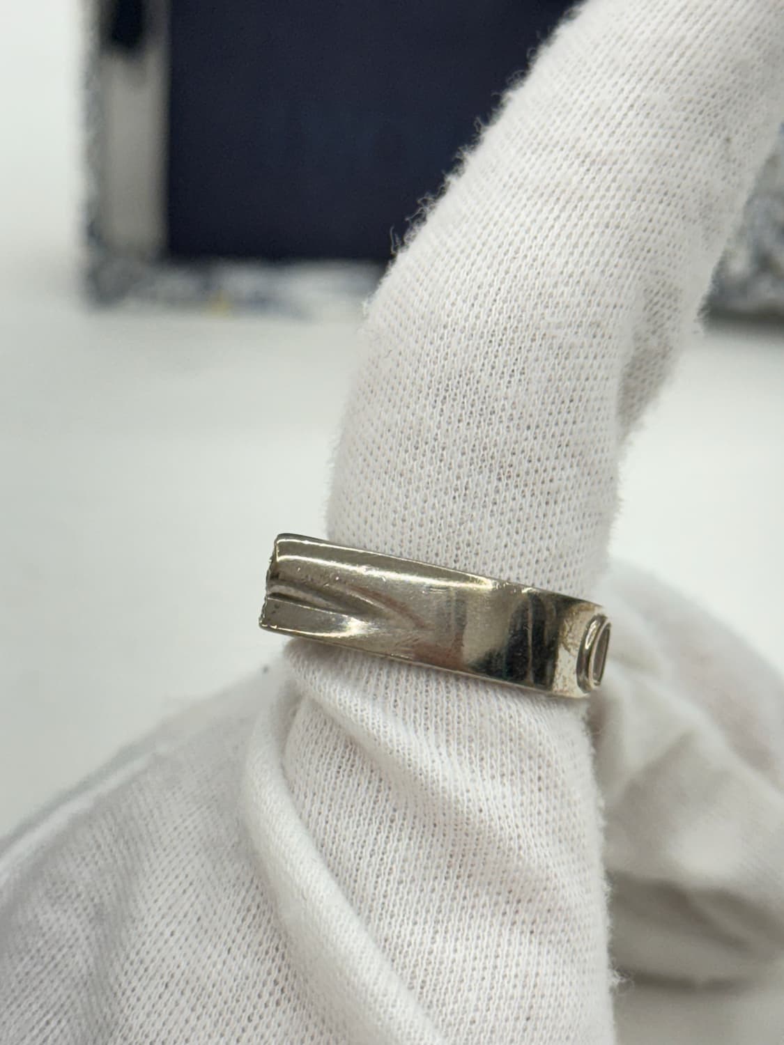 [M] 디올 큐빅 로고 반지 상품이미지3