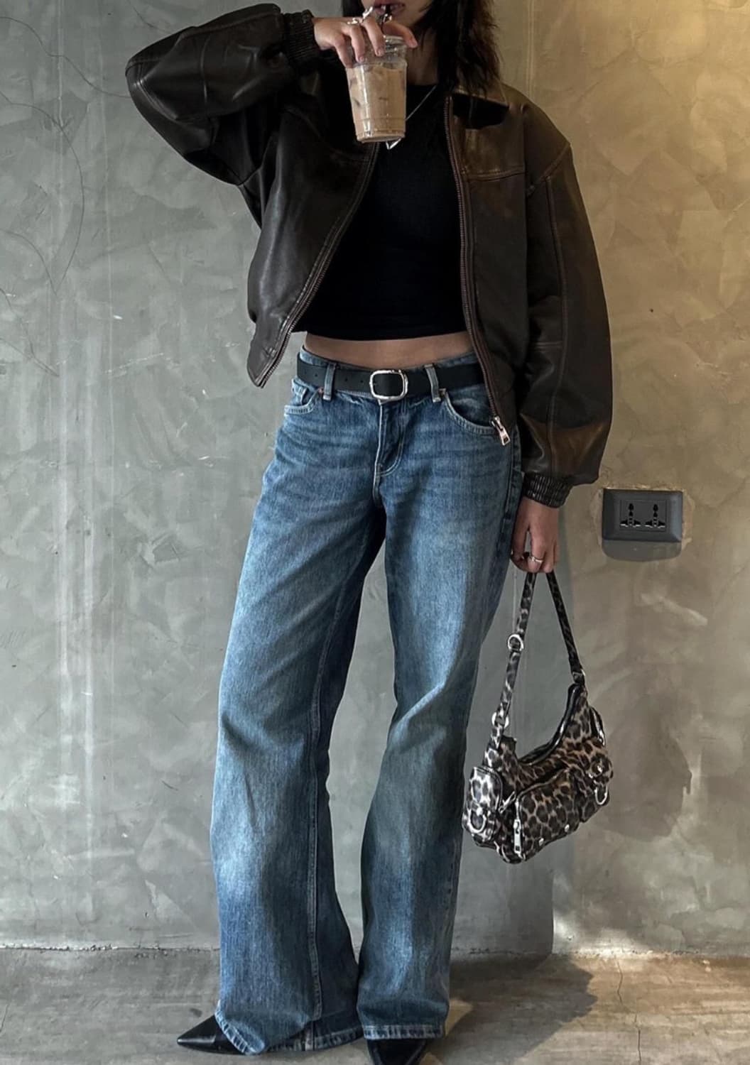 버쉬카 로우라이즈 부츠컷 진 5011/211 light blue 상품이미지2