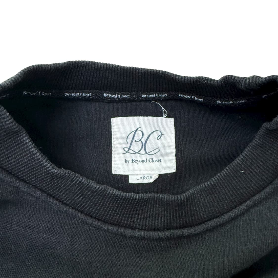 비욘드클로젯 맨투맨 상품이미지2