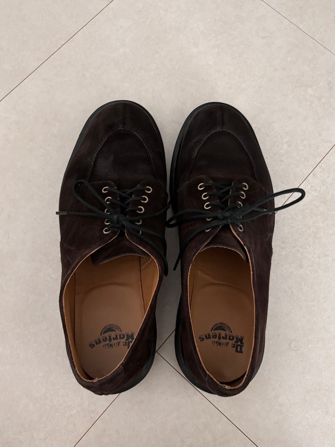 닥터마틴 2046 더비 - 에이징된 다크브라운 스웨이드 (270) 상품이미지2