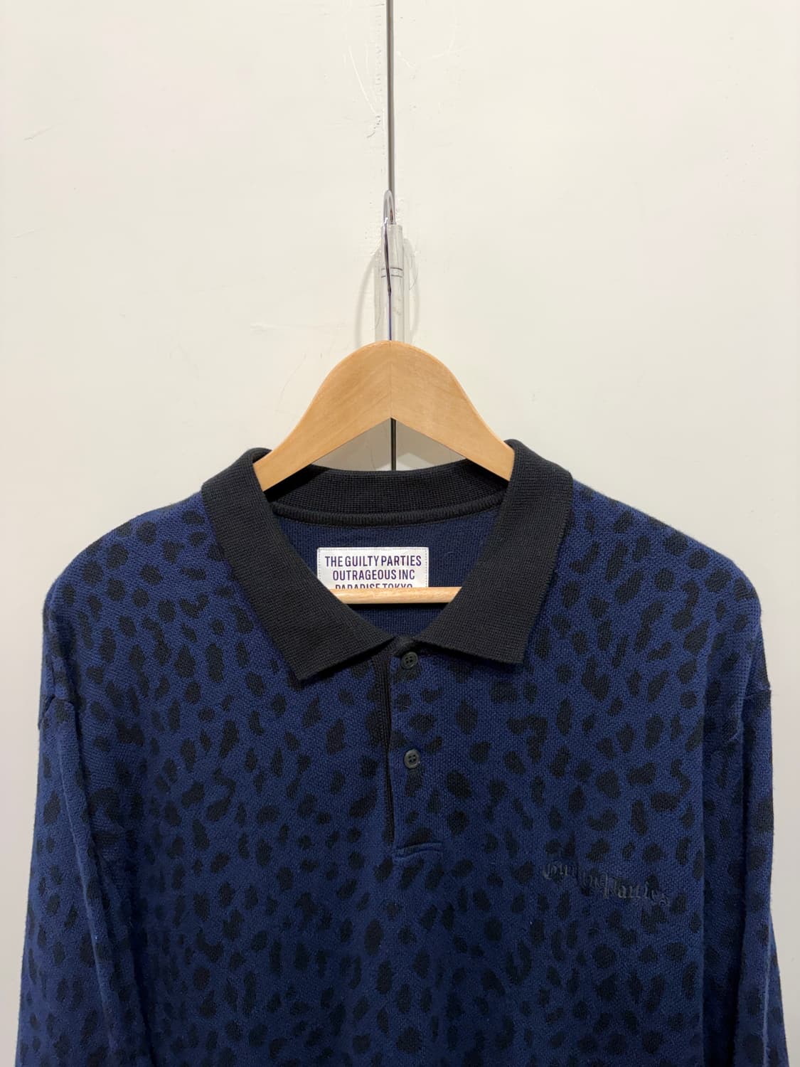 와코마리아 레오파드 자카드 니트 폴로 셔츠 상품이미지2