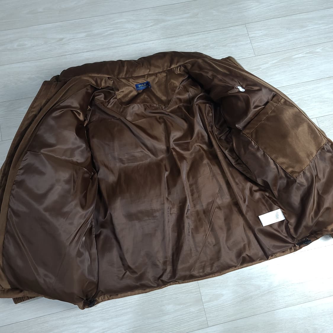 폴로 랄프로렌 브라운 벨벳 푸퍼패딩 L
 상품이미지4