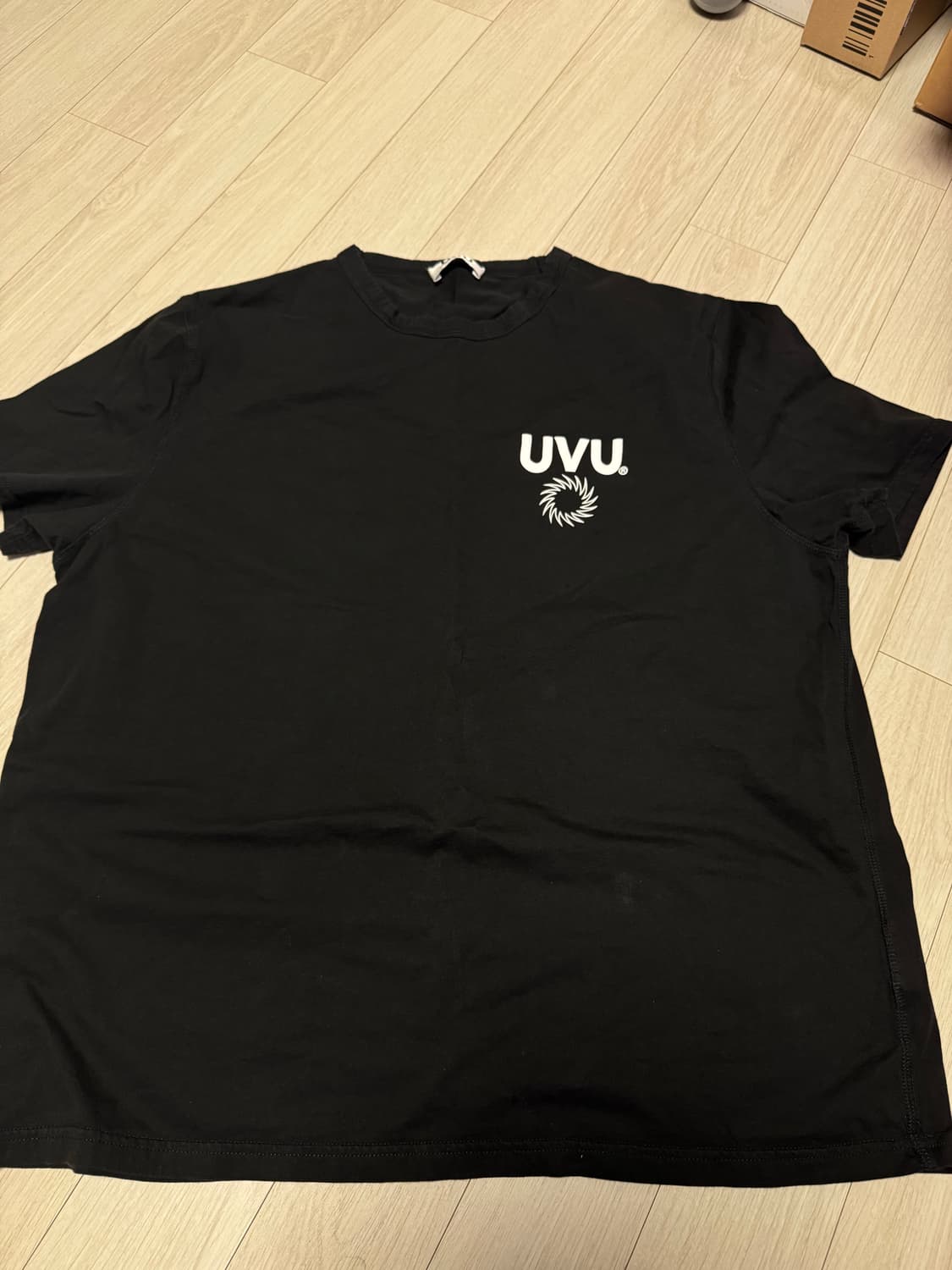uvu 반팔티 상품이미지2
