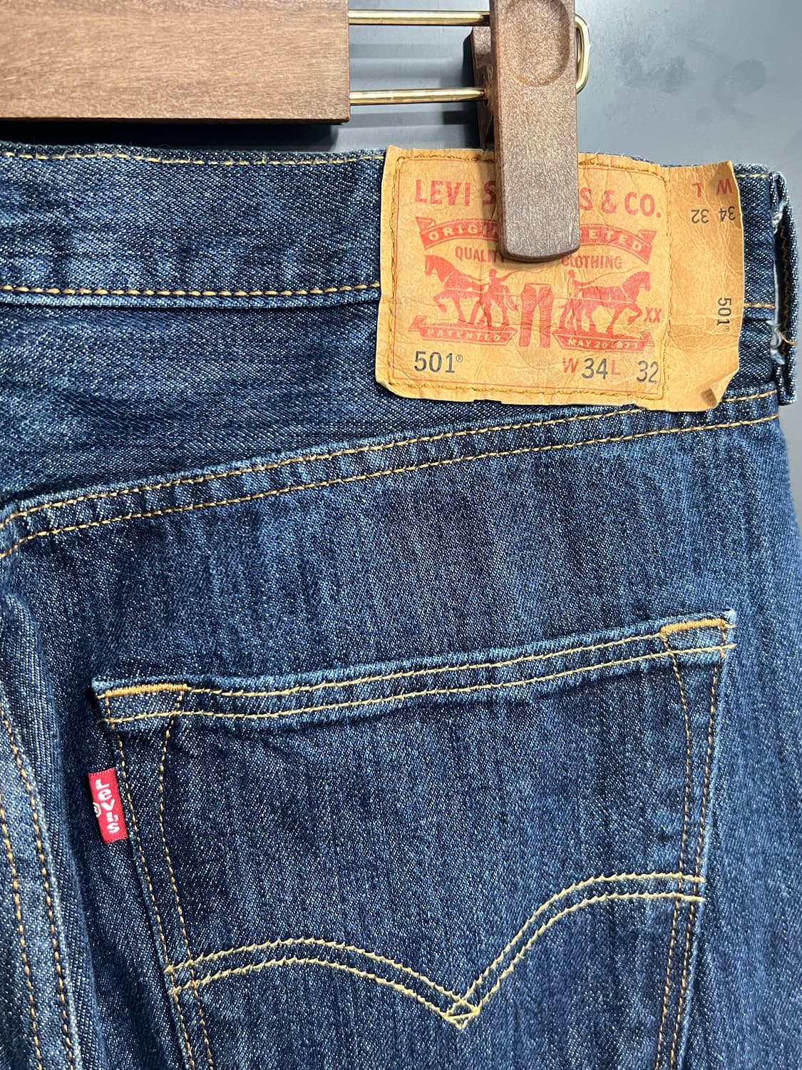 Levis 리바이스 501 버튼플라이 스트레이트 데님 팬츠 상품이미지3