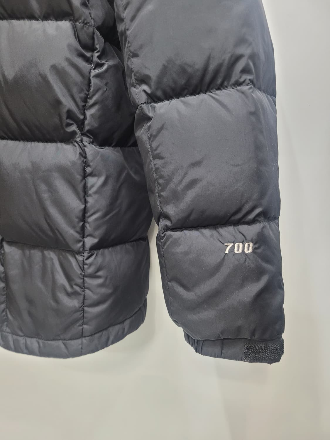 노스페이스 블랙 700 구스 다운 패딩 / 남 95
 상품이미지5