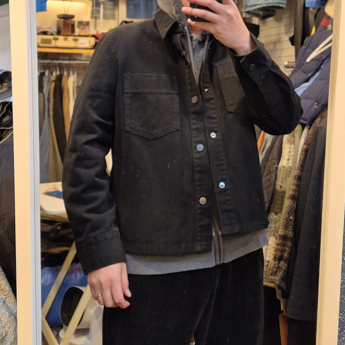 L~XL(착샷잇음) 블랙 면 숏 트러커자켓  상품이미지3